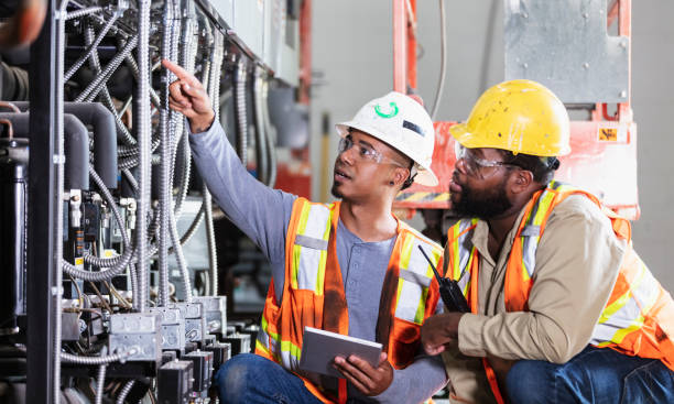 Best Licensed Electrician  in Sardis, MS